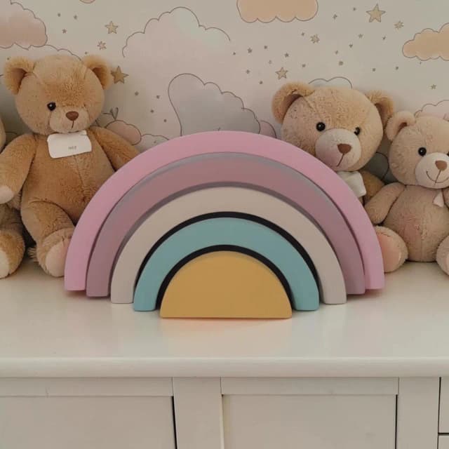 Arco iris de mdf decorativo/ Enfeite de festa, decoração pra quarto de bebe.