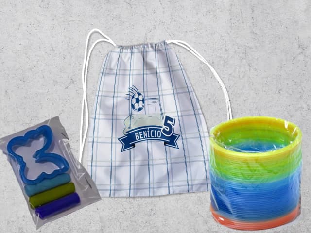 Kit Mochilinha + Mini Massinha de modelar e Mola Maluca Divertidamente