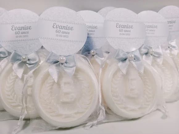 Lembrancinha 60 Anos, Sabonete Letra Inicial Personalizada