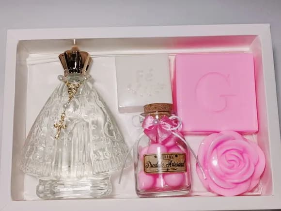 Presente de Aniversário Católico: Aromatizador Nossa Senhora