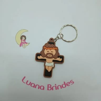 Chaveiro Jesus Crucificado Marrom Borracha 5cm Pct 3 Unidade