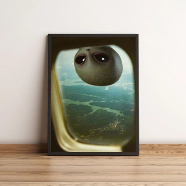Quadro Alien na Janela de Avião 170