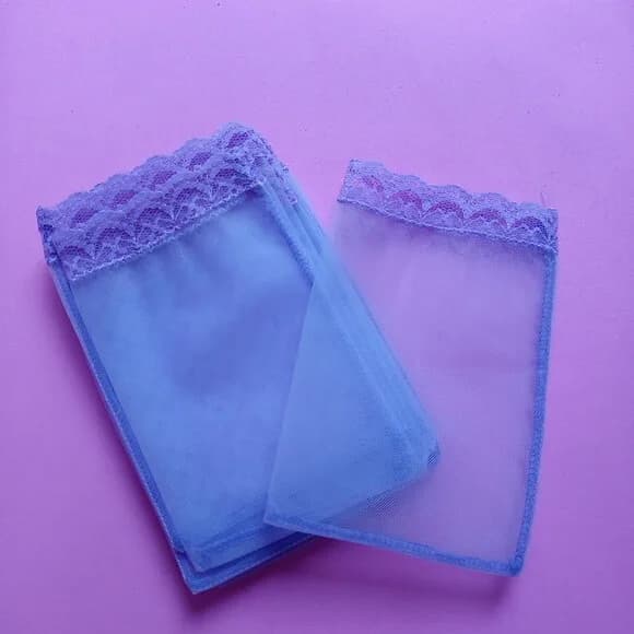 Saquinho Organza Tunil Lilás com Renda Lilás 8x13cm