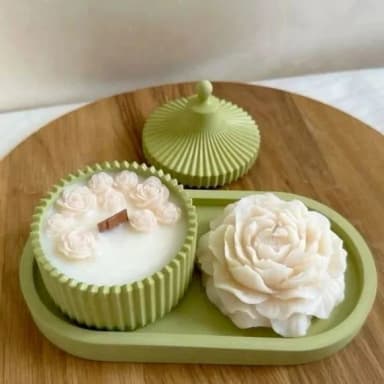 Bandeja de Cimento com Porta Velas + Vela Flor