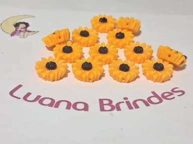 Mini Girassol com Furo Passante de Resina Pacote com 8 Peças