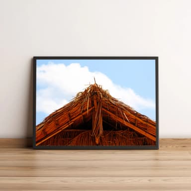 Quadro Telhado de Palha Tradicional com Céu Azul 822
