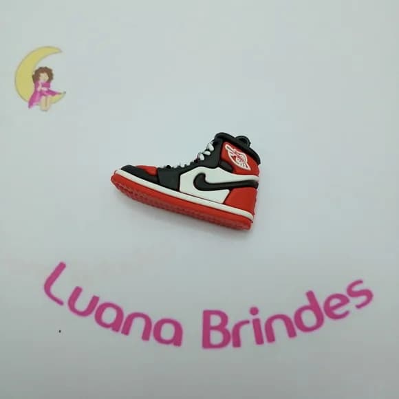 Pingente Tenis Vermelho de Borracha 3cm Pct 2 Unidades