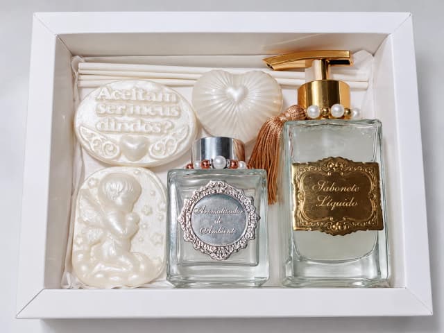 Kit Padrinhos de Batismo: Sabonete Líquido com Aromatizador