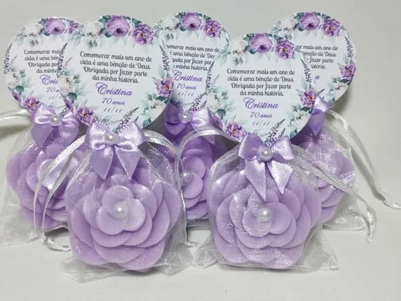 Lembrancinha Aniversário 70 Anos: Sabonete Flor Camélia Luxo