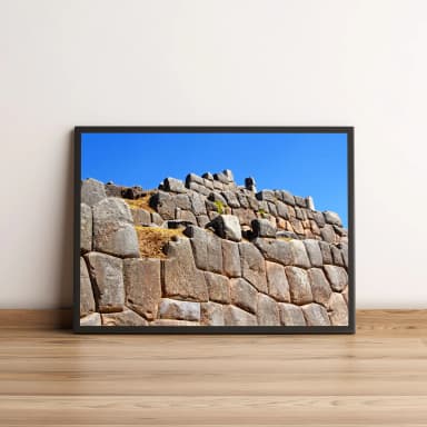 Quadro Muralha de Pedras Antigas sob Céu Azul 1530