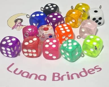 Pingente Dado de Acrílico 1,4cm Colorido Pacotes com 8 Unida