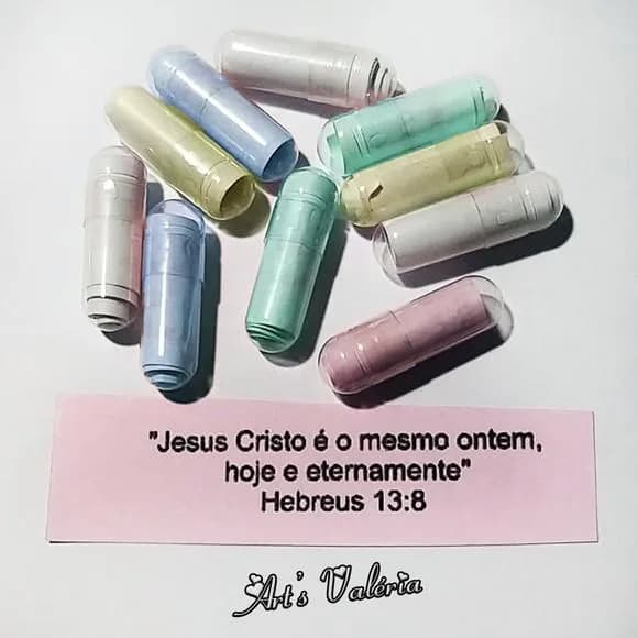 Cápsula com Versículos da Bíblia