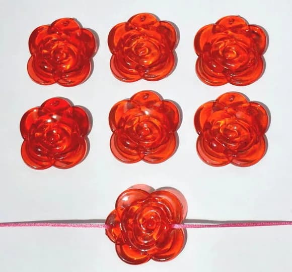Pingente Rosa Vermelha 3,5cm Acrílica Pacote com 15 Unidades