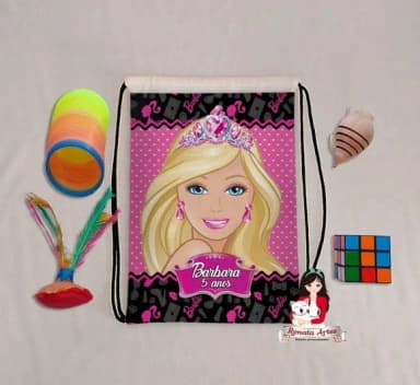 Mochila Brinquedos Retrô Tema Barbie Nova