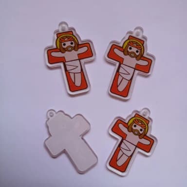 Pingente Crucifixo de Acrilico Laranja - Pct 4 Unidades