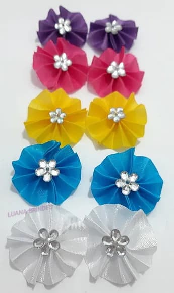 Laço colorido p/cachorro com florzinha - pct c/5 pares