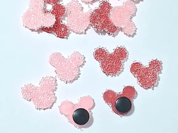 Pins de Crocs Minnie Eva com Pedrinhas Pacote com 6 Unidades