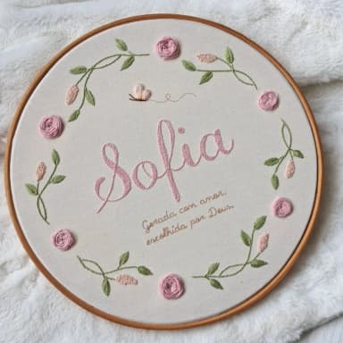 Porta Maternidade Bordado à Mão - Floral Rosa