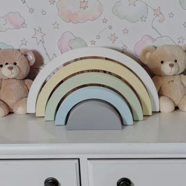 Arco iris de mdf decorativo/ Enfeite de festa, decoração pra quarto de bebe.