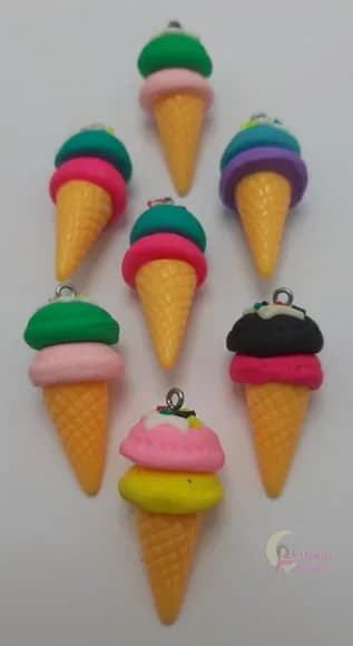 Pingentes Sorvetes Variados de Resina - pct c/5 unid