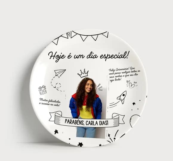 Prato de Aniversário Personalizado: Celebre Um Dia Especial!