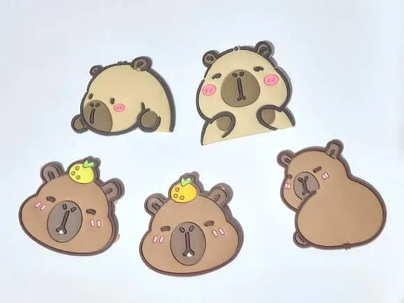 Aplique Capivara Emborrachado 4cm Pacote com 5 Unidades