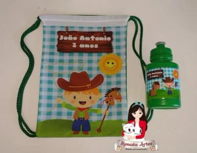 Mochila com Squeeze Personalizado Fazendinha