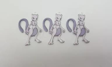 Pingente Pokémon Mewtwo em Acrílico UV