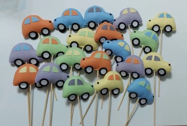 CARRINHO DE FELTRO NO PALITO PARA DECORAÇÃO