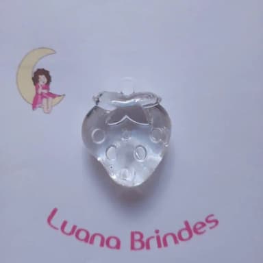 Pingente Morango Transparente de Acrilico 4,3cm Pct 3 Unidad
