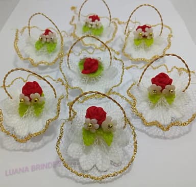 Lembrancinha Cestinha de Flor - caixinha com 10 unidades