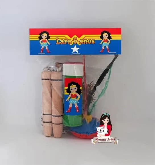 Kit Lembrancinha com Bolha de Sabão Mulher Maravilha Baby