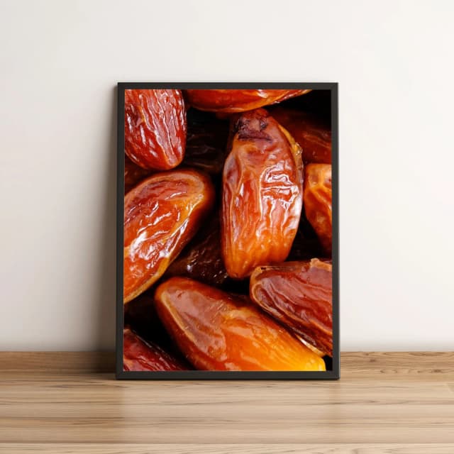 Quadro Decorativo com Tâmaras Marrons e Brilhantes 2151