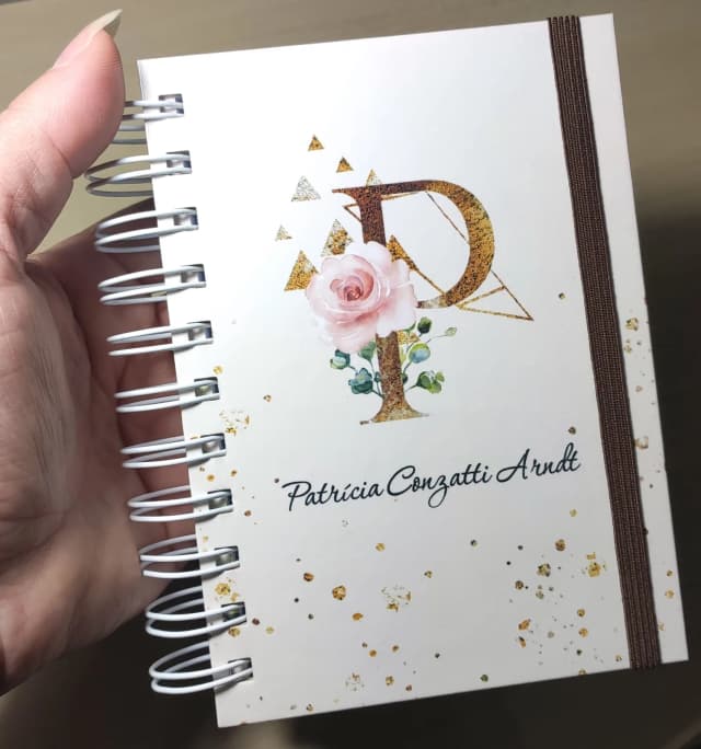 Agenda 2027 pequena 11x15cm - Personalizada