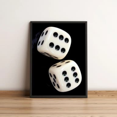 Quadro Decorativo com Dois Dados Brancos em Fundo Preto 2159