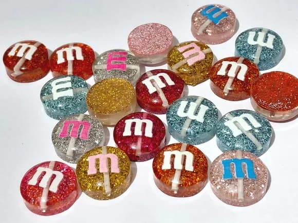 Miçanga Pastilha M&m's Translúcida 14mm Pacote C/20 Unidades