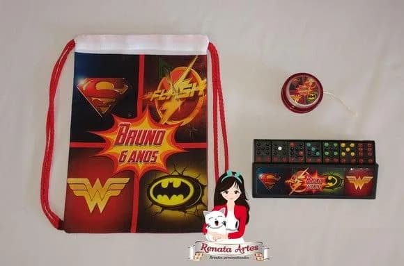 Mini Kit Jogos na Mochila Liga da Justiça
