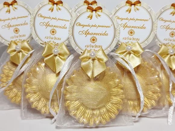 Lembrancinha de Aniversário 50 Anos: Sabonete Girassol