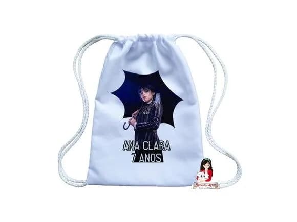Mochila G Wandinha