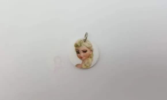 7 Pingentes da Princesa Elsa de Frozen com Argola