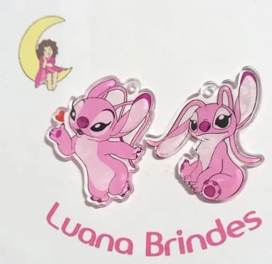 Pingente Angel Stitch de Acrílico Adesivado 4cm - 1 Peça