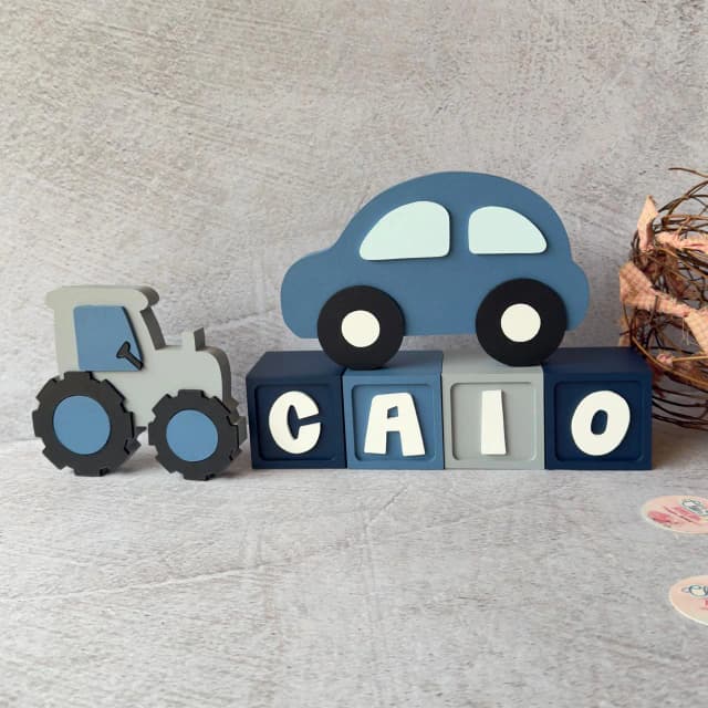 Cubos Decorativos Personalizados para Bebê Menino – Nome com Carro e Trator