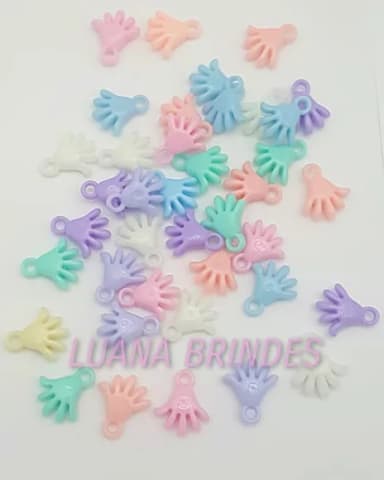 Pingentes de Mãozinhas Coloridas - Pacote c/ 40 Unidades