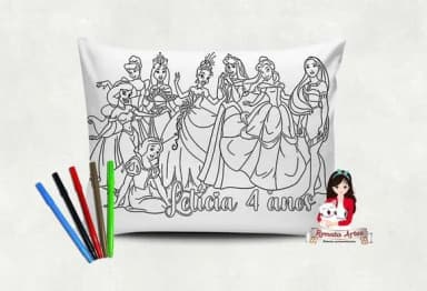 Almofada Pinte e Lave Princesas