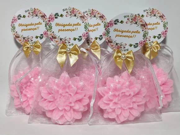 Lembrancinha de Aniversário 70 Anos: Sabonete Flor Dália