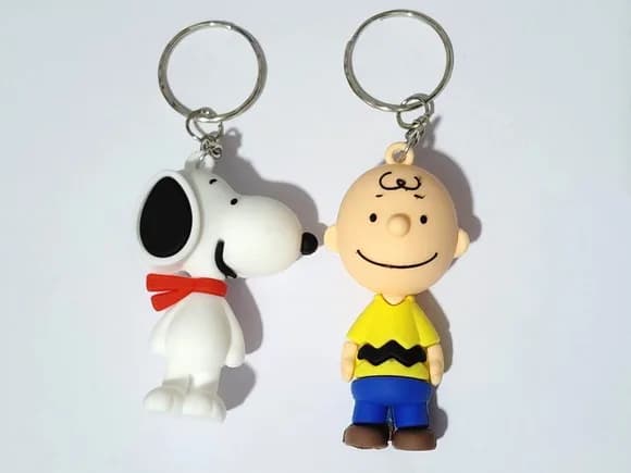 Chaveiro Charlie Brown e Snoopy Pacotes com 2 Unidades