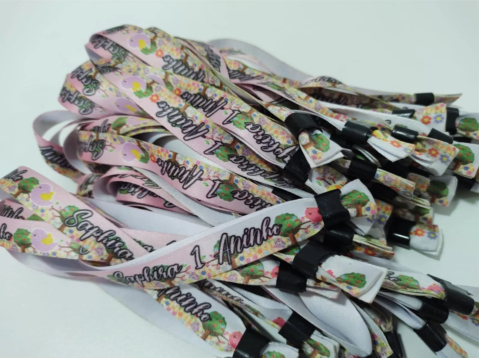 Pulseiras Personalizadas de Tecido Festas e Eventos !