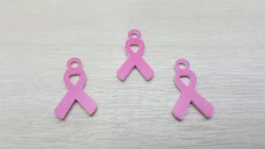 Pingente de Laçinho Rosa em Acrílico -pct c/ 10 Unid