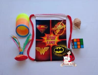 Mochila Brinquedos Retrô Tema Liga da Justiça