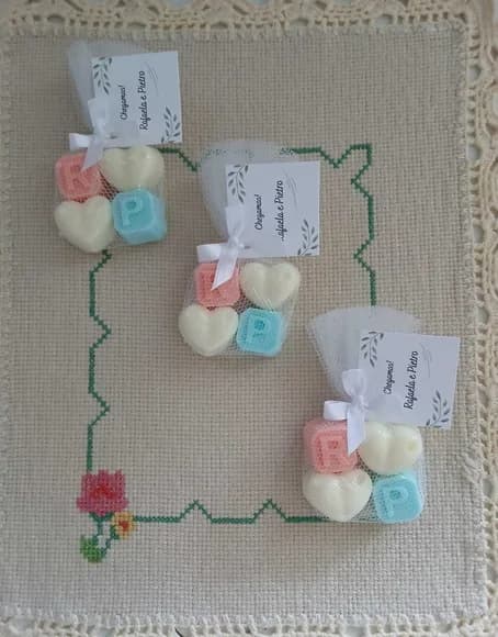 Lembrancinha Gêmos/casamento - 2 Coração e 2 Iniciais